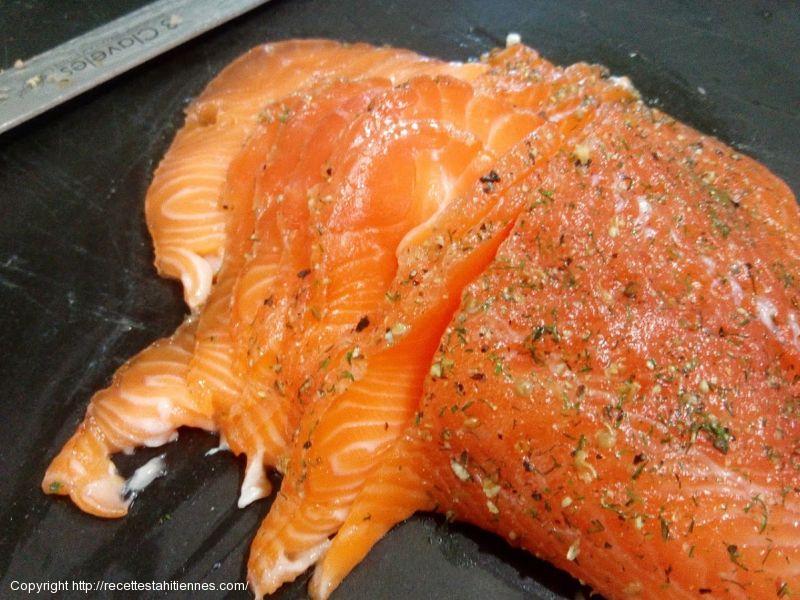 Saumon gravlax au 5 baies et aneth