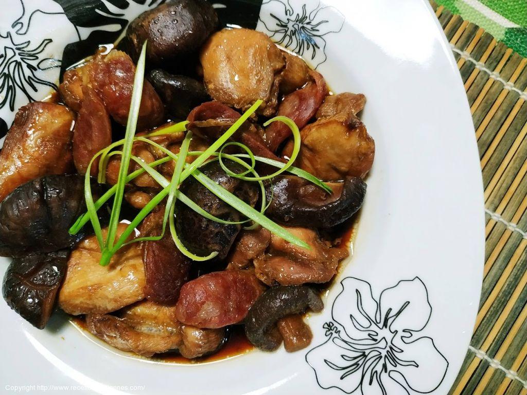 Recette Poulet A La Vapeur Avec Champignons Et Saucisses Chinoises