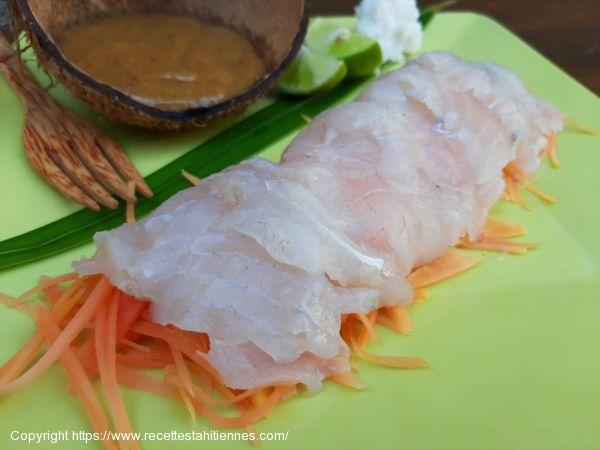 Sashimi de Ume sur son lit de papaye verte